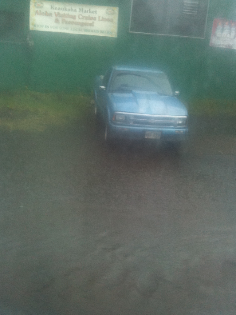 Hilo Rainy Car 2